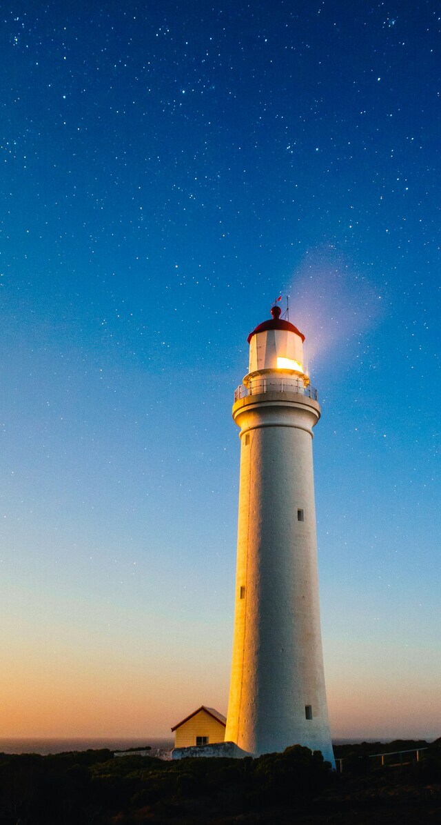 joshua-hibbert-Pn6iimgM-wo-unsplash (1) (1)